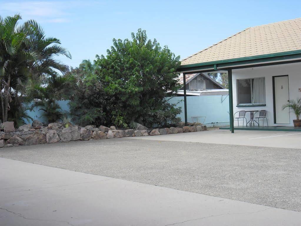 Banjo Paterson Motor Inn Townsville Exterior foto