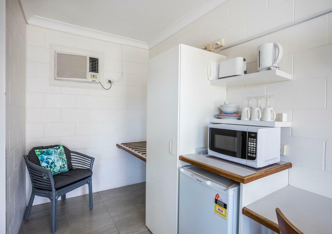 Banjo Paterson Motor Inn Townsville Exterior foto